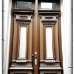 Jak znaleźć profesjonalistów do montażu drzwi w Warszawie?